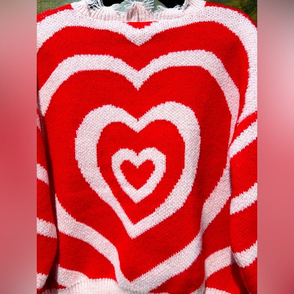 NWOT Miss Sparkling Pink & Red Frayed Heart Sweater Sz L - Picture 5 of 13